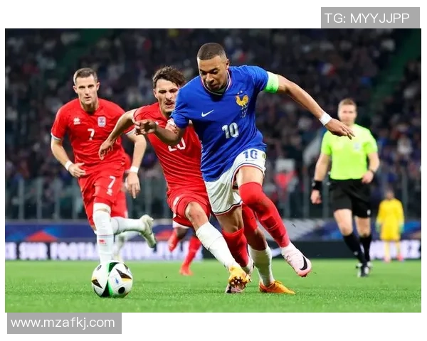 法国足球明星中的佼佼者是谁引发了球迷们的热议与讨论